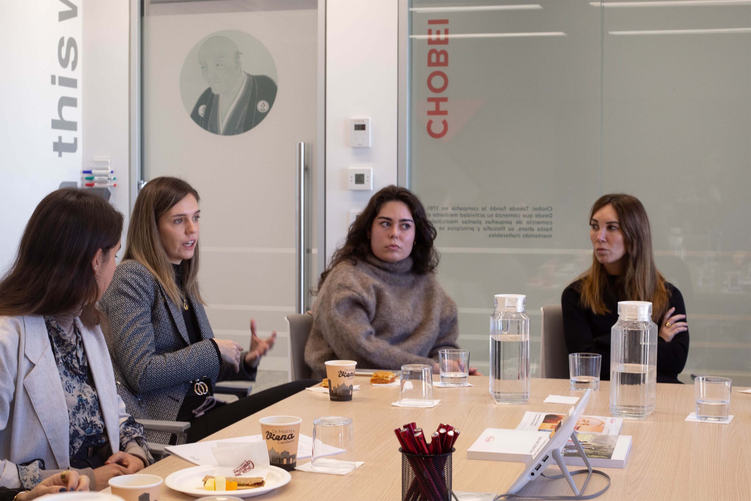 GA6A4075_0000_GA6A4072